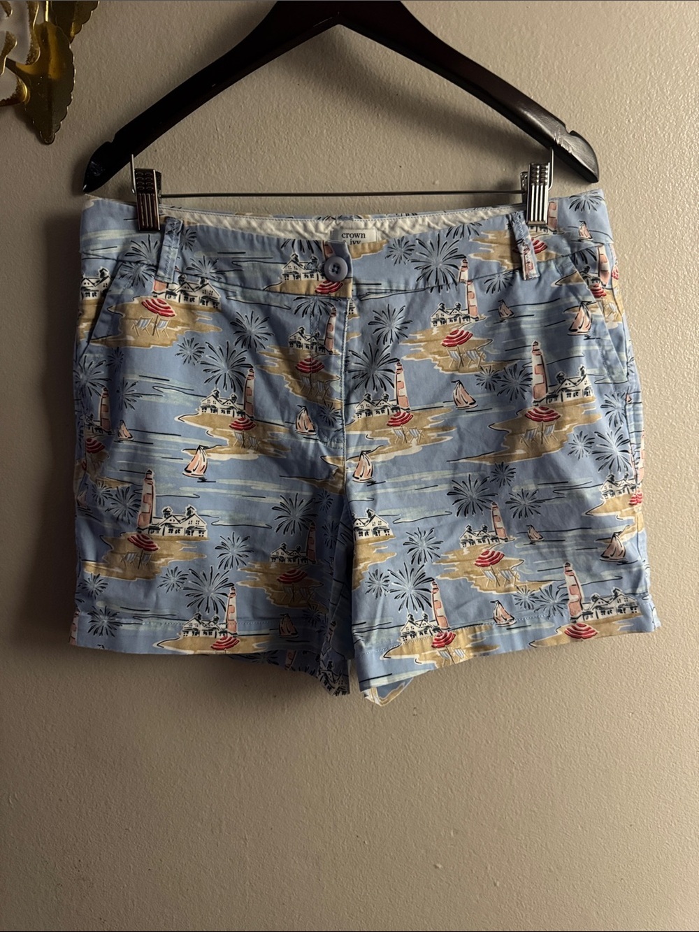 crown & ivy Light Blue Nautical Island Print Men's Shorts